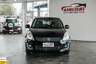 2015 Suzuki Swift - Thumbnail