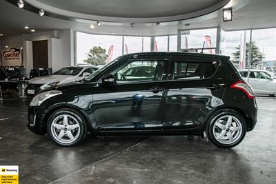 2015 Suzuki Swift - Thumbnail