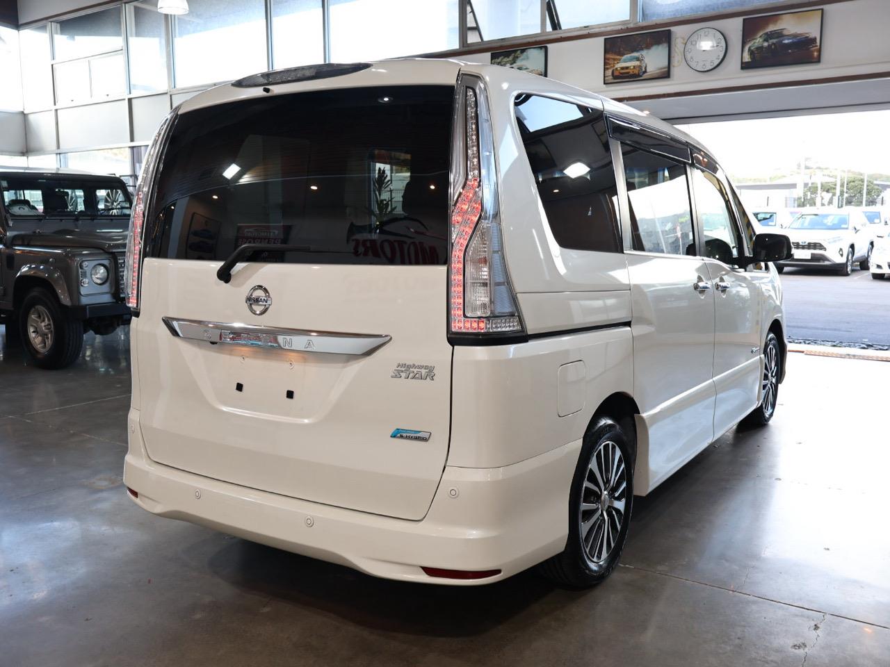 2016 Nissan Serena