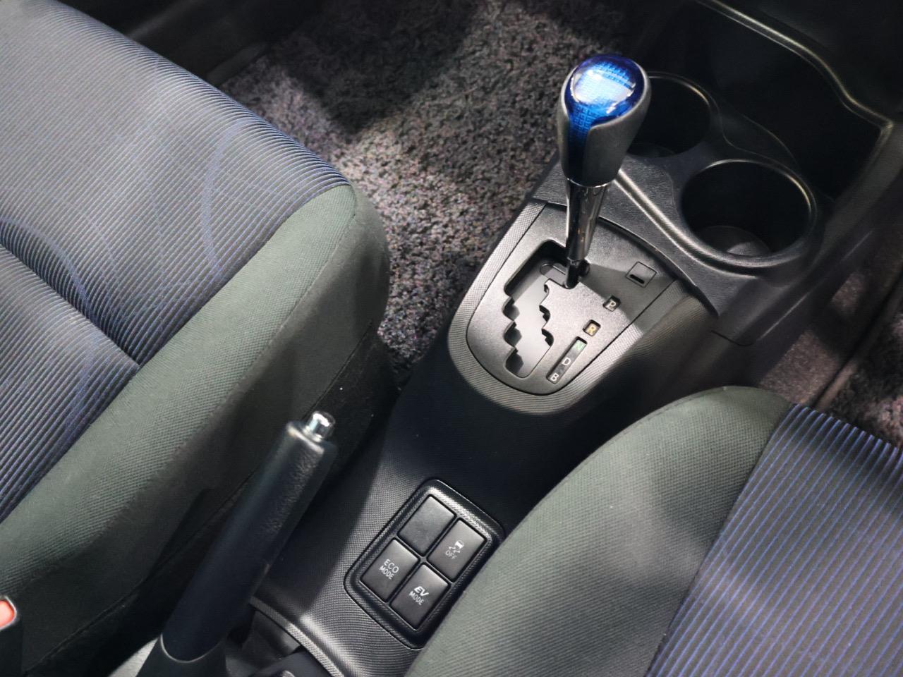 2015 Toyota Aqua