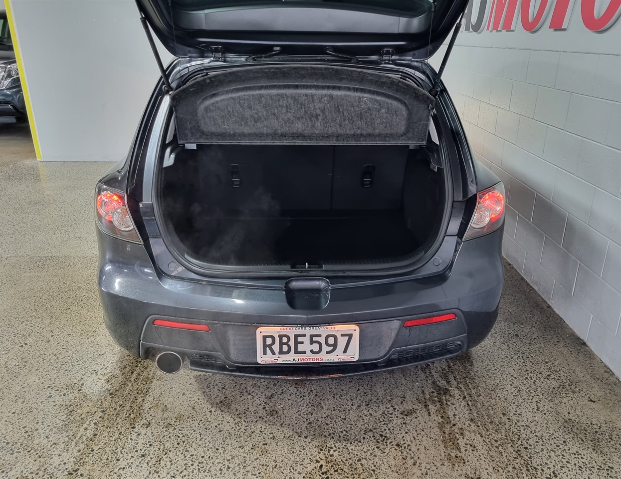 2007 Mazda Axela