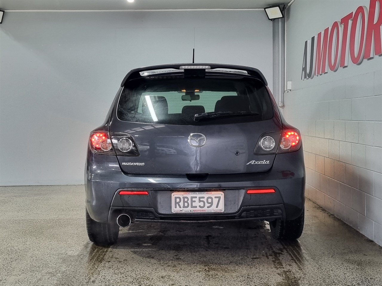2007 Mazda Axela