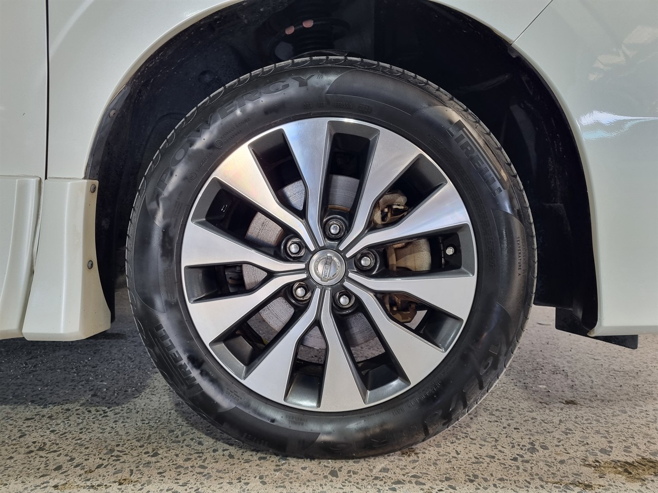 2019 Nissan Serena