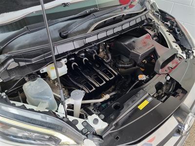 2019 Nissan Serena - Thumbnail