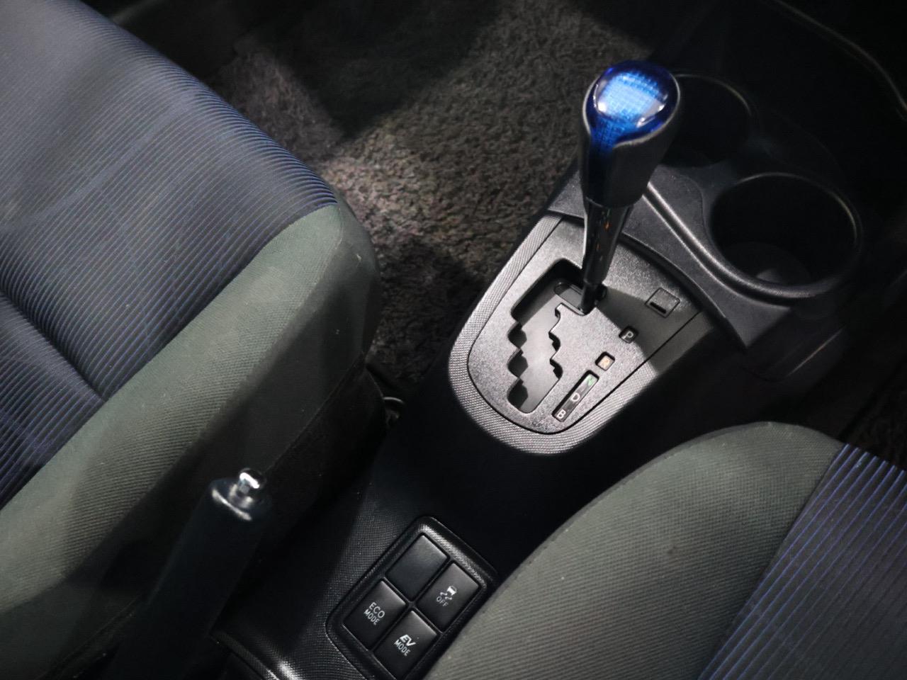 2015 Toyota Aqua