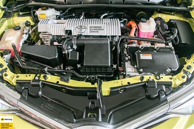 2016 Toyota Auris - Thumbnail