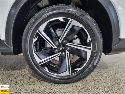 2022 Mitsubishi Eclipse Cross - Thumbnail