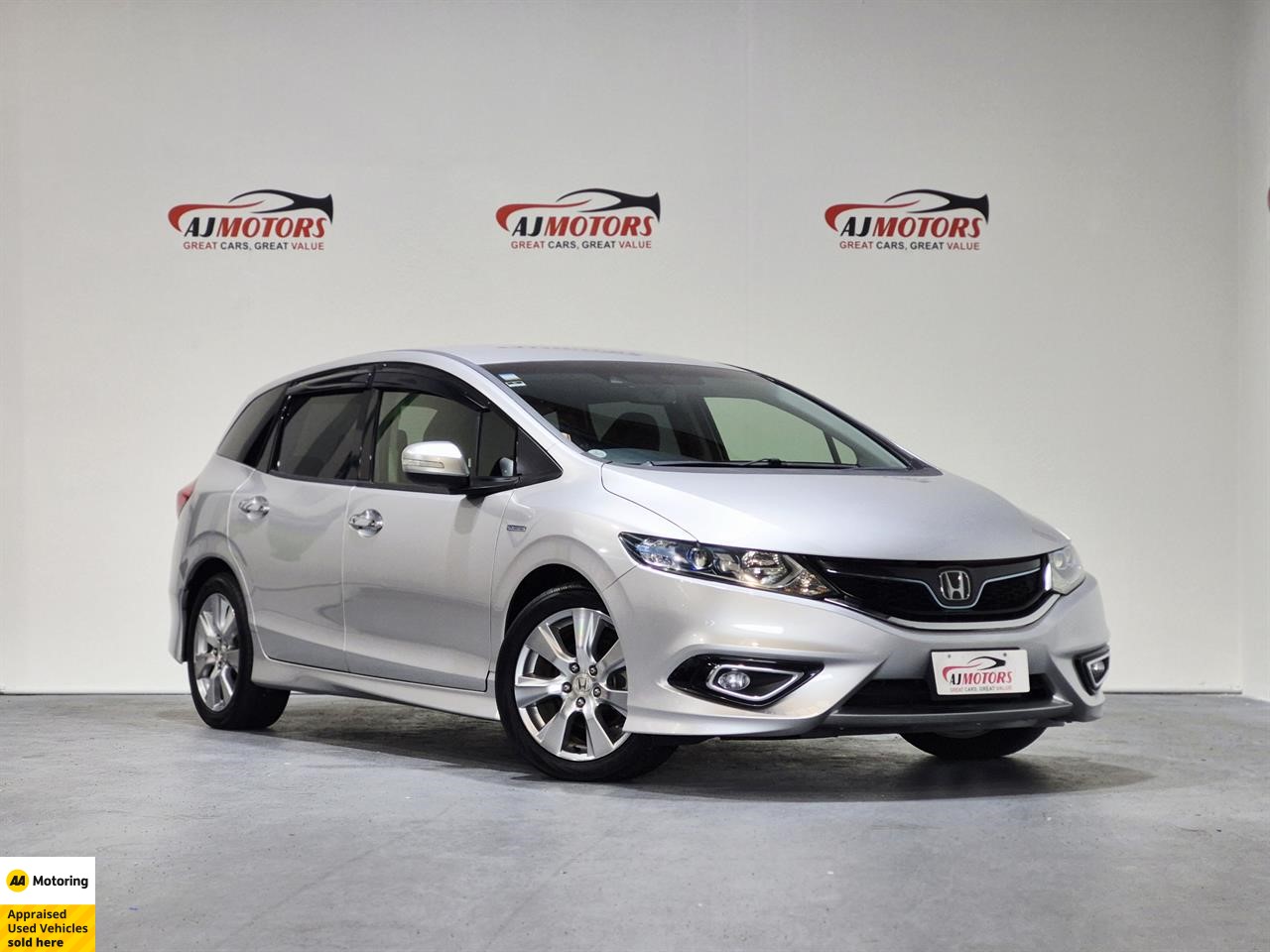 2016 Honda Jade