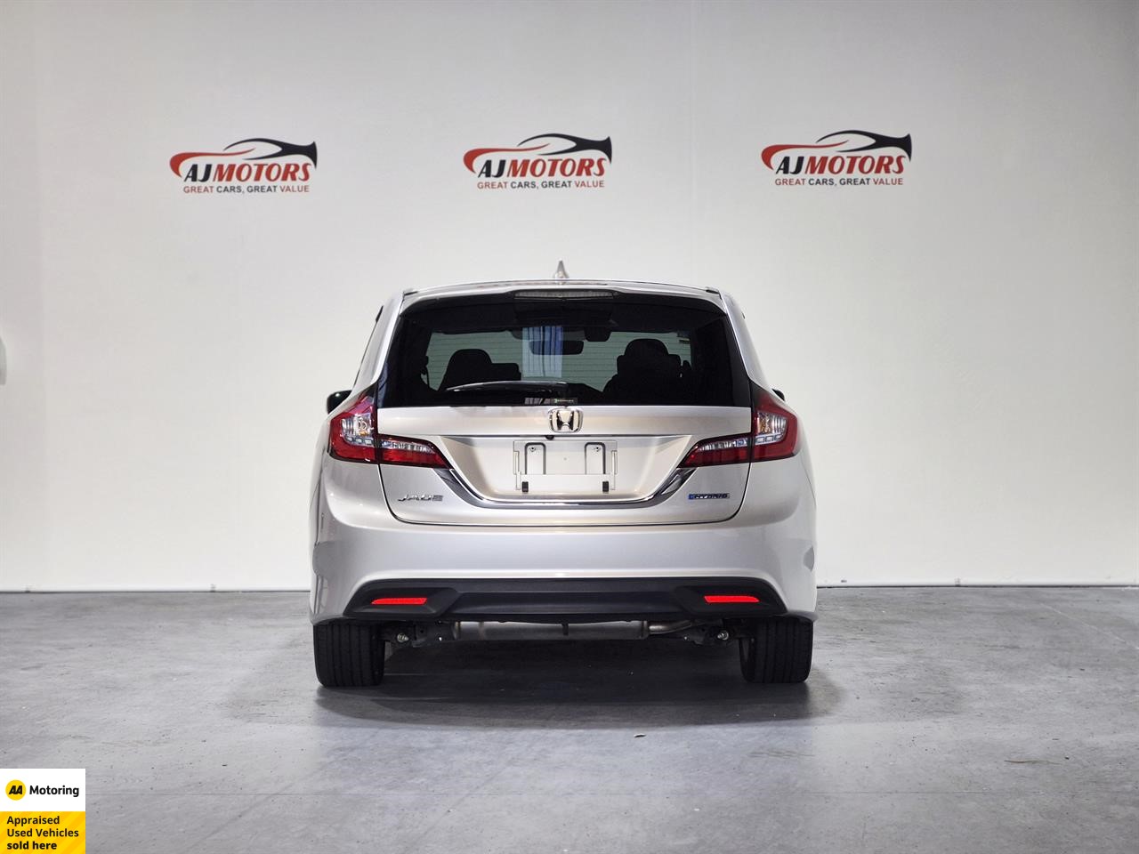 2016 Honda Jade