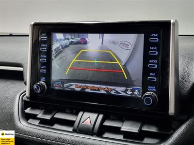 2022 Toyota RAV4 - Thumbnail