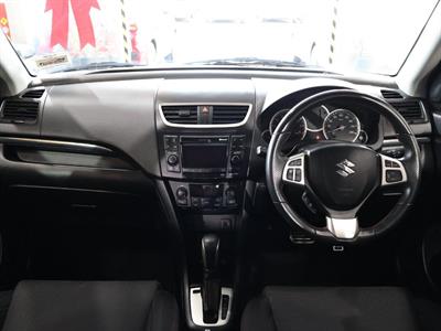 2012 Suzuki Swift - Thumbnail