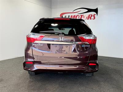 2015 Honda Shuttle - Thumbnail