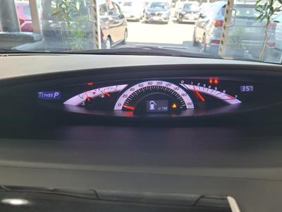 2014 Toyota Estima - Thumbnail