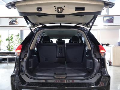 2017 Nissan XTRAIL - Thumbnail