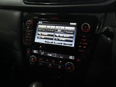 2017 Nissan XTRAIL - Thumbnail