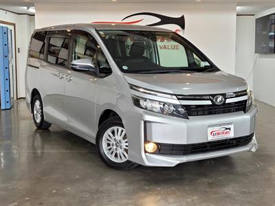 2014 Toyota Voxy