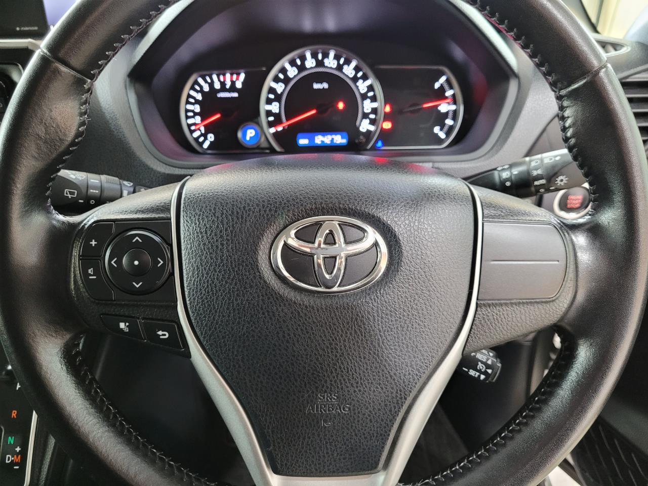 2014 Toyota Voxy