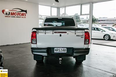 2021 Toyota Hilux - Thumbnail