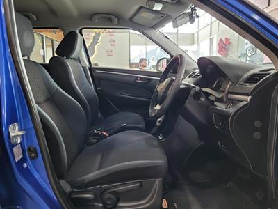 2014 Suzuki Swift - Thumbnail