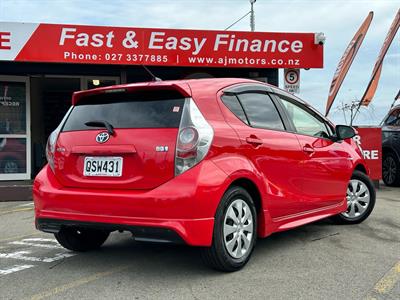 2014 Toyota Aqua - Thumbnail