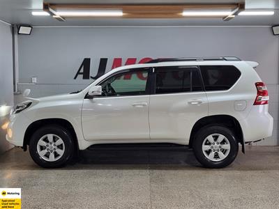 2016 Toyota Land Cruiser Prado - Thumbnail