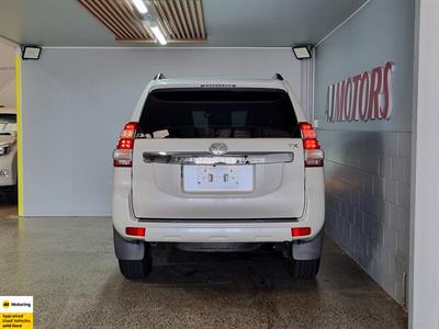 2016 Toyota Land Cruiser Prado - Thumbnail