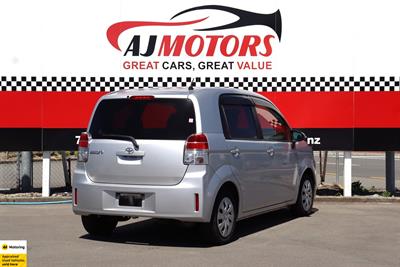 2014 Toyota Spade - Thumbnail