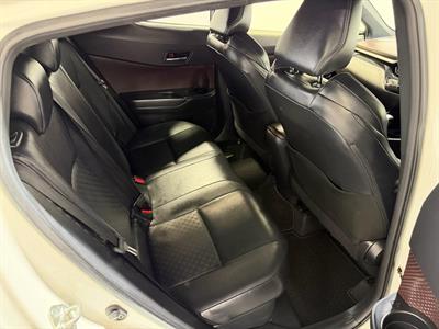 2019 Toyota C-HR - Thumbnail