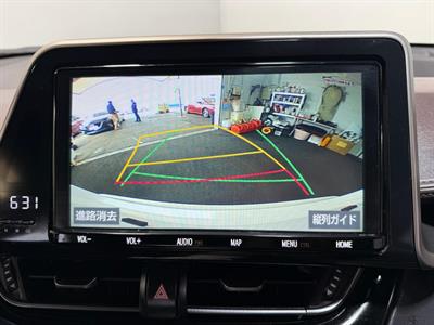 2019 Toyota C-HR - Thumbnail