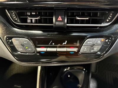 2019 Toyota C-HR - Thumbnail