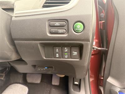 2015 Honda Jade - Thumbnail