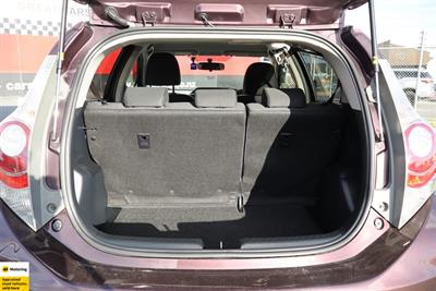 2014 Toyota Aqua - Thumbnail