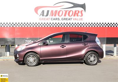 2014 Toyota Aqua - Thumbnail