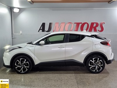 2018 Toyota C-HR - Thumbnail