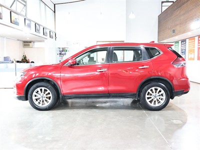 2021 Nissan X-Trail - Thumbnail