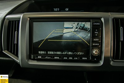 2013 Honda Step Wagon - Thumbnail