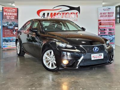 2013 Lexus IS 300h