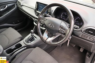 2022 Hyundai i30 - Thumbnail