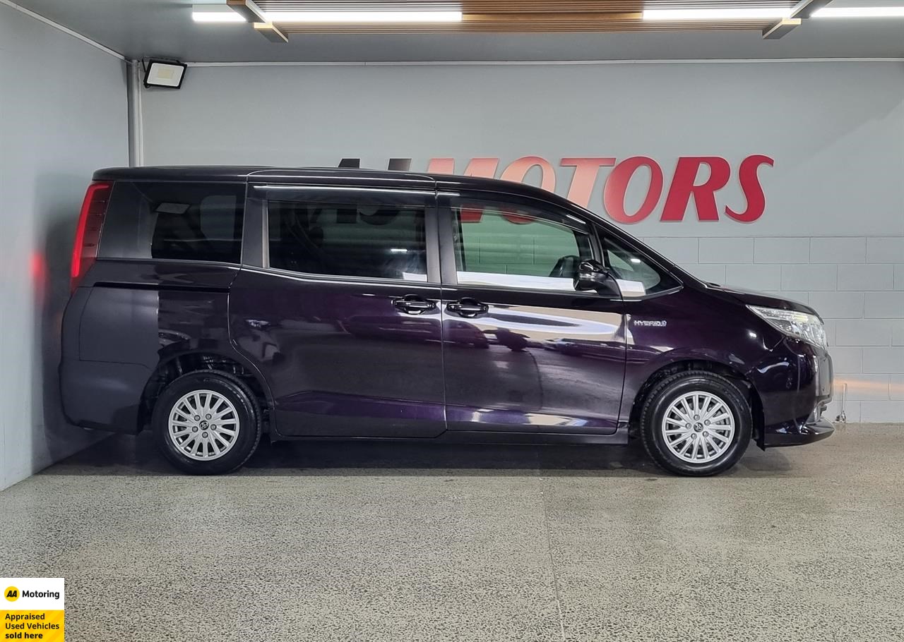 2014 Toyota Noah