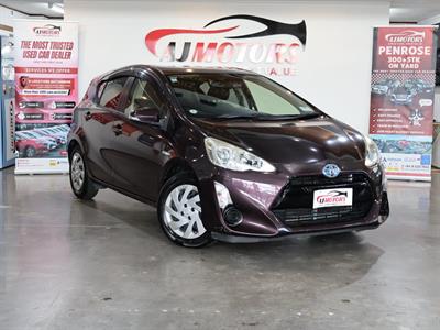 2015 Toyota Aqua - Thumbnail