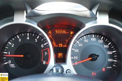 2017 Nissan Juke - Thumbnail