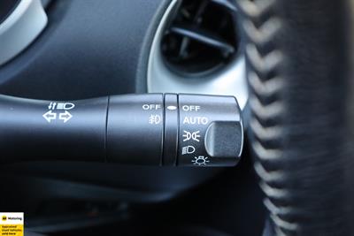 2017 Nissan Juke - Thumbnail