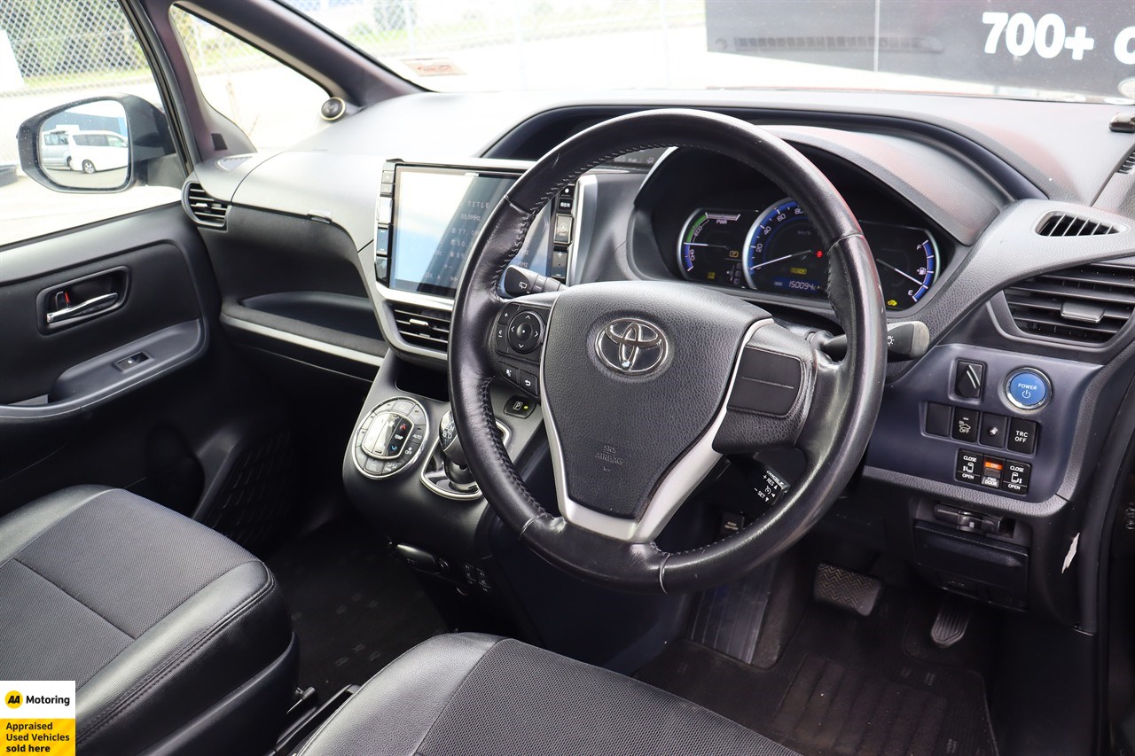 2014 Toyota Voxy