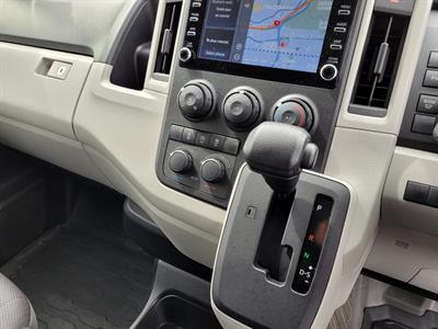 2023 Toyota Hiace - Thumbnail