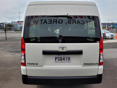 2023 Toyota Hiace - Thumbnail