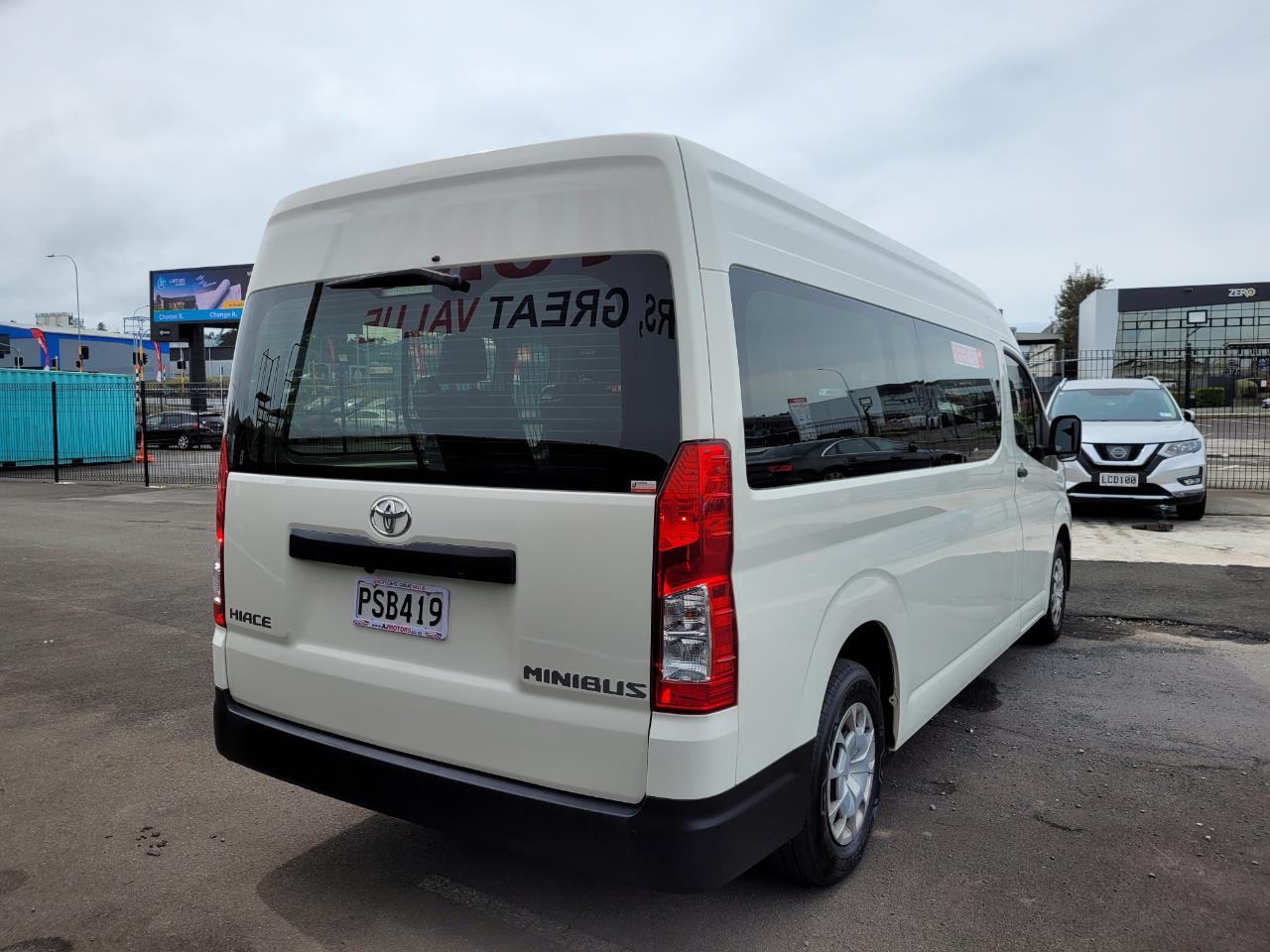 2023 Toyota Hiace