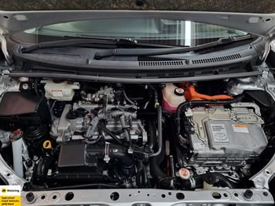 2019 Toyota Aqua - Thumbnail