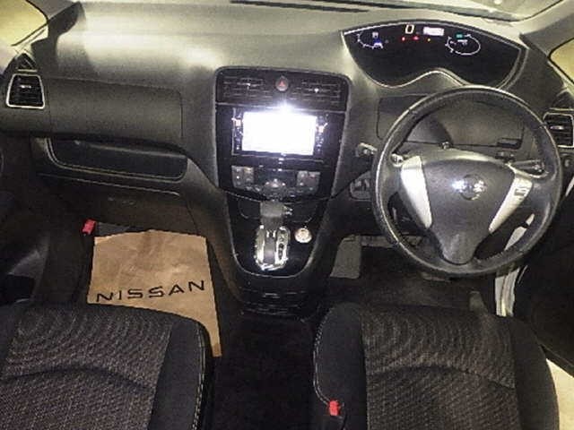 2016 Nissan Serena