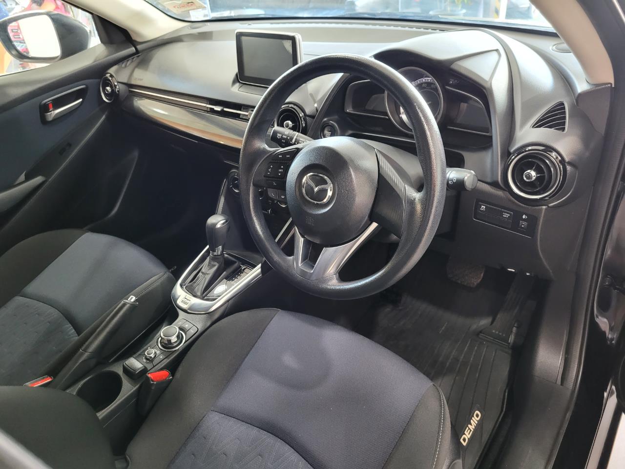 2016 Mazda Demio