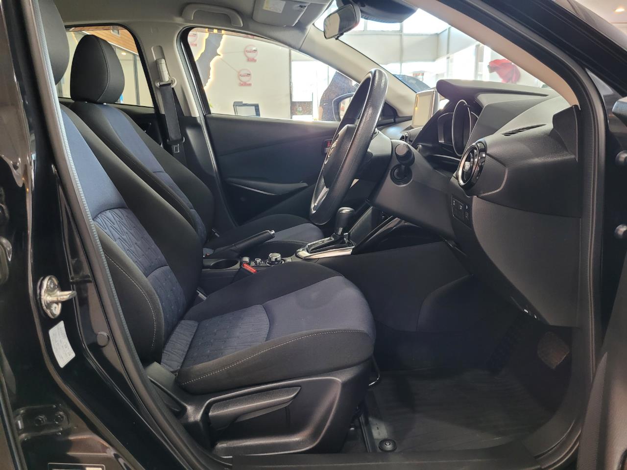 2016 Mazda Demio